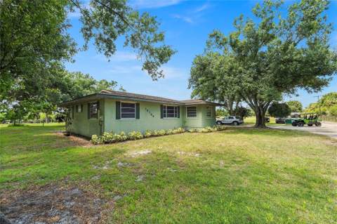 10100 W Midway Road, Fort Pierce FL - photo 6 of 15