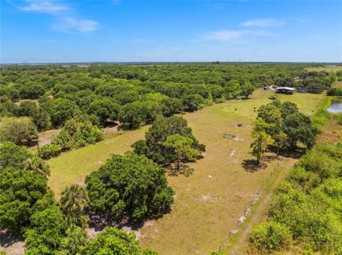10100 W Midway Road, Fort Pierce FL - photo 12 of 15