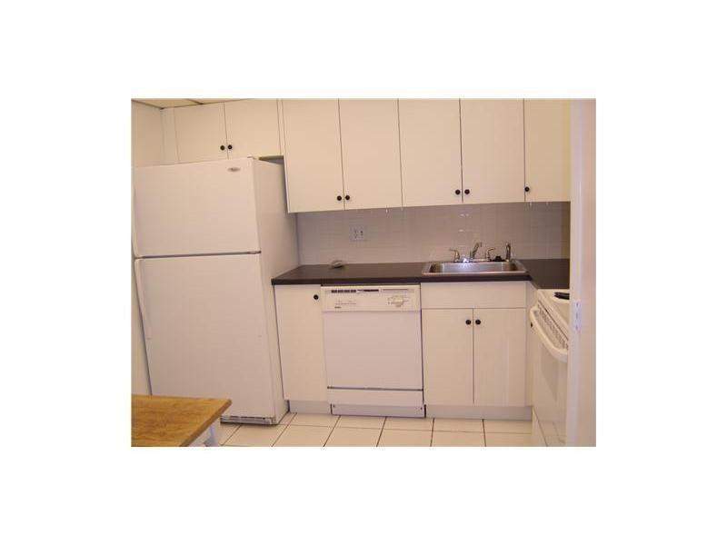 2 bedroom Condominium at 4158 Inverrary Drive #404, Manors of Inverrary, Lauderhill — photo 3