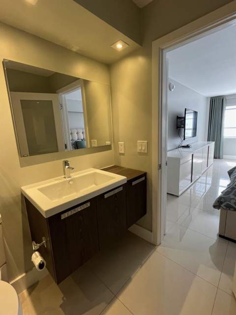 133 N Pompano Beach Boulevard #211, Pompano Beach FL - photo 19 of 22