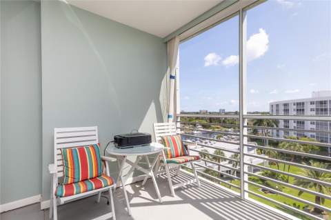 2731 NE 14th Street Causeway #710, Pompano Beach FL - photo 20 of 44