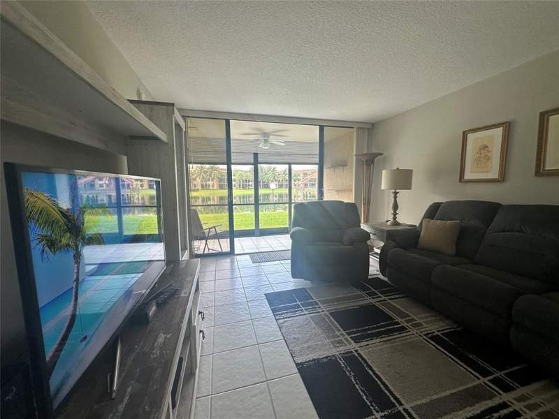 2 bedroom Condominium at 5609 Coral Lake #109, Coral Gate, Margate — photo 5