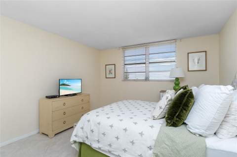 2731 NE 14th Street Causeway #637, Pompano Beach FL - photo 10 of 35