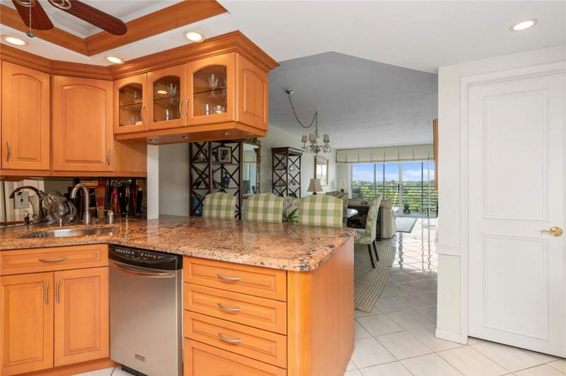 2 bedroom Condominium at 2731 NE 14th Street Causeway #637, Sea Haven Garden Aire Vil, Pompano Beach — photo 3