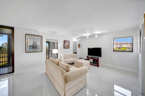 3521 Environ Boulevard #B410, Lauderhill FL - photo 19 of 67
