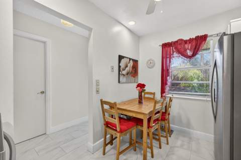 224 Lake Constance Drive ##224, West Palm Beach FL - photo 7 of 30