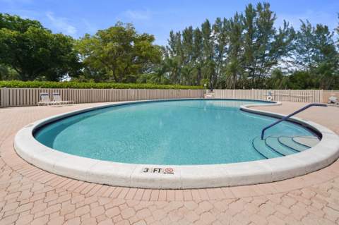 4550 NW 18th Avenue #301, Deerfield Beach FL - photo 23 of 24