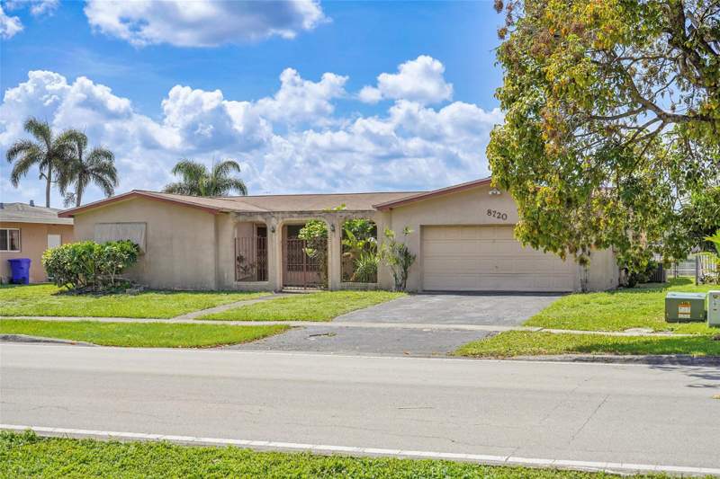 3 bedroom Single Family Residence at 8720 Pasadena Boulevard, Pasadena Lakes West 69-37, Pembroke Pines — photo 5