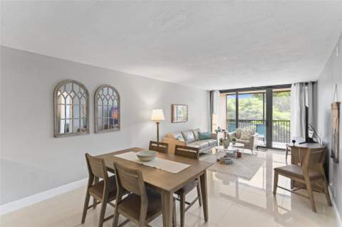 16 Royal Palm Way #302, Boca Raton FL - photo 9 of 34