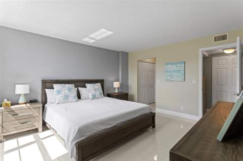 16 Royal Palm Way #302, Boca Raton FL - photo 17 of 34