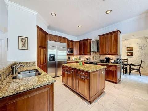 1673 Victoria Pointe Circle, Weston FL - photo 24 of 98