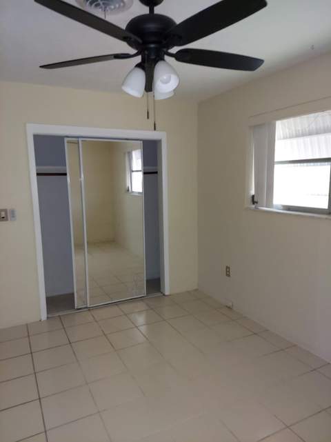 1011 NW 45th Court, Fort Lauderdale FL - photo 12 of 35
