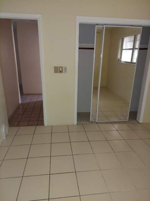 1011 NW 45th Court, Fort Lauderdale FL - photo 13 of 35