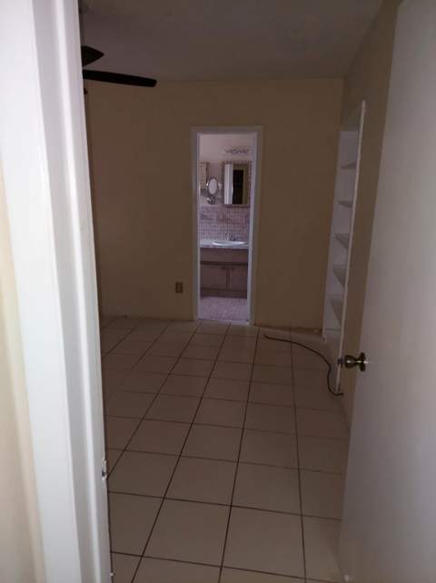 1011 NW 45th Court, Fort Lauderdale FL - photo 15 of 35