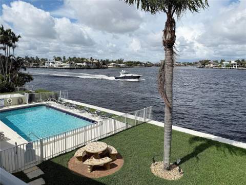 1105 S Riverside Drive #205, Pompano Beach FL - photo 7 of 24