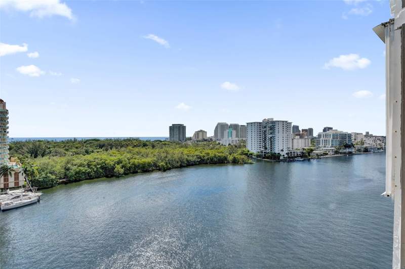 2 bedroom Condominium at 936 Intracoastal Drive #11c, Corinthian, Fort Lauderdale — photo 2