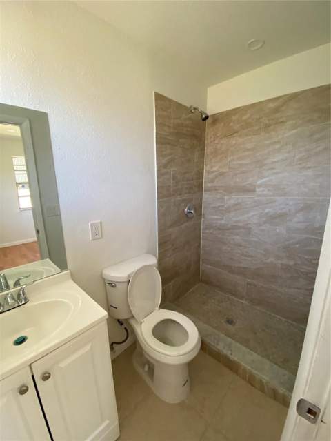 1654 43rd Street, West Palm Beach FL - photo 9 of 17