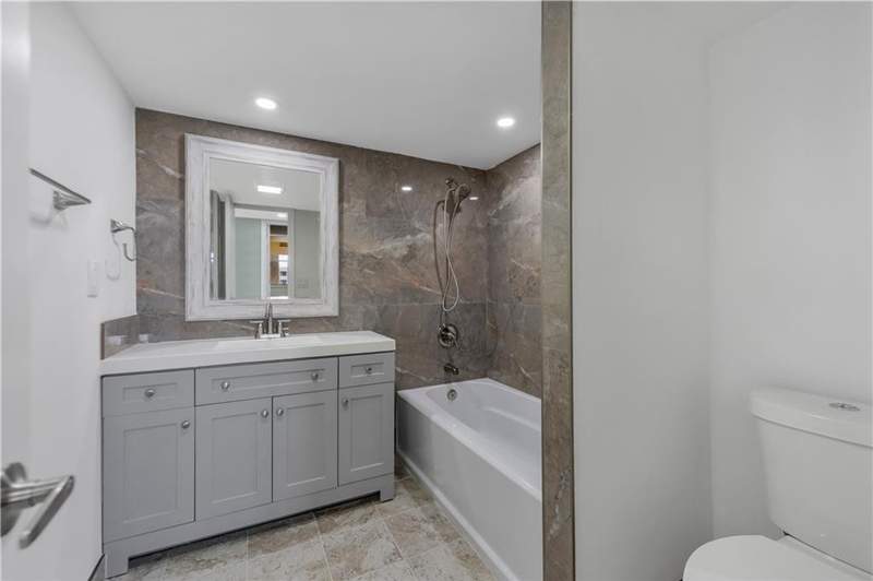 2 bedroom Condominium at 7080 Environ Boulevard #522, Environ II, Lauderhill — photo 3