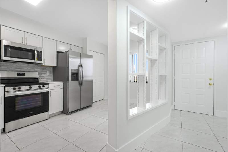 2 bedroom Condominium at 2200 S Cypress Bend Drive #805, Cypress Bend Condo II, Pompano Beach — photo 4