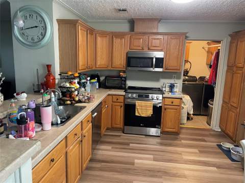 8580 SW 17th Street, Davie FL - photo 7 of 17
