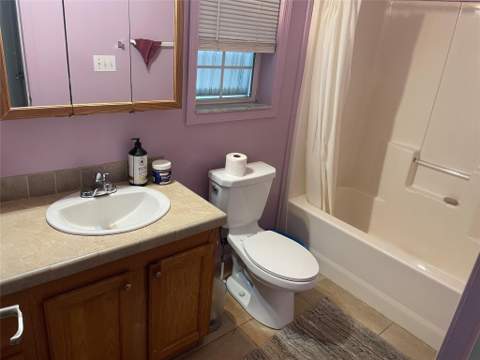 8580 SW 17th Street, Davie FL - photo 11 of 17