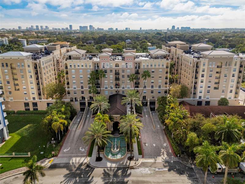 2 bedroom Condominium at 520 SE 5th Avenue #1202, Las Olas By The River, Fort Lauderdale — photo 2