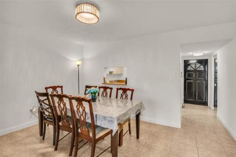 2840 Somerset Drive #403, Lauderdale Lakes FL - photo 8 of 31