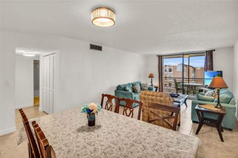 2840 Somerset Drive #403, Lauderdale Lakes FL - photo 11 of 31