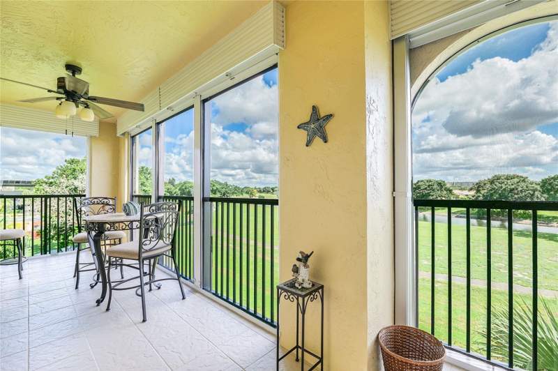 2 bedroom Condominium at 3650 Environ Boulevard #401, Inverlake , Lauderhill — photo 2