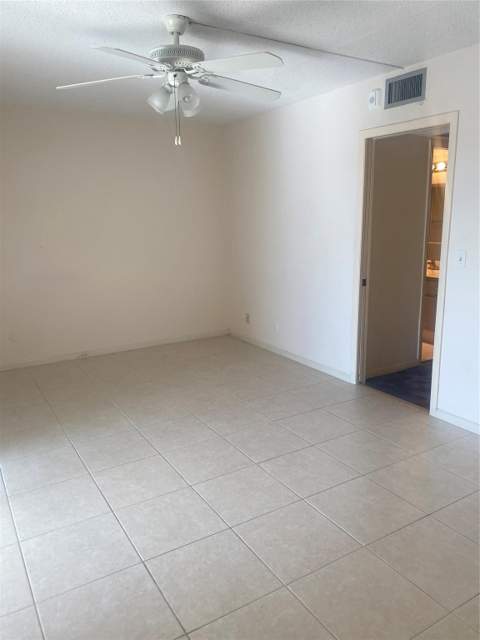 408 Grantham A #408, Deerfield Beach FL - photo 15 of 61