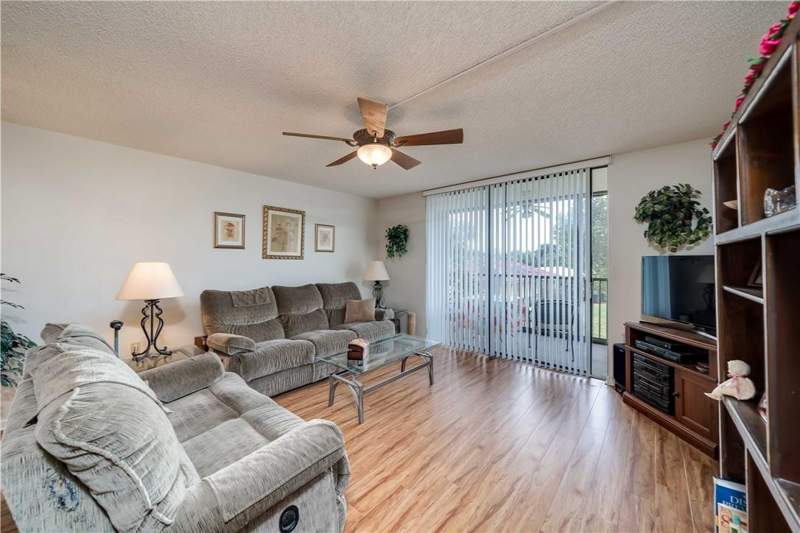 2 bedroom Condominium at 3521 Environ Boulevard #209, Lakes of Environ Condominium Association, Fort Lauderdale — photo 4