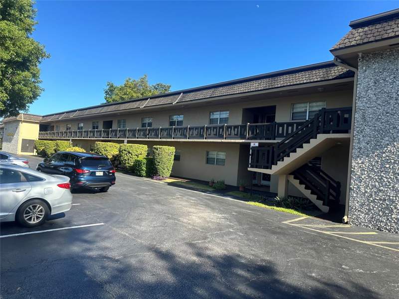 2 bedroom Condominium at 5900 NW 17th Place #103, Lakeside Manor North Cond, Sunrise — photo 2