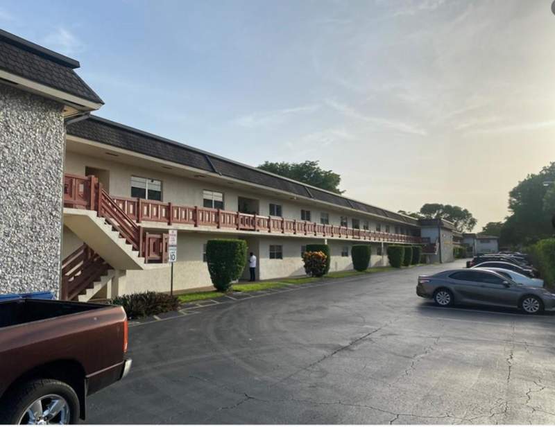 2 bedroom Condominium at 5900 NW 17th Place #103, Lakeside Manor North Cond, Sunrise — photo 3