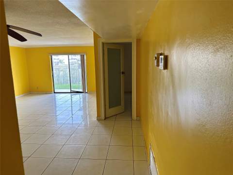 5900 NW 17th Place #103, Sunrise FL - photo 23 of 27