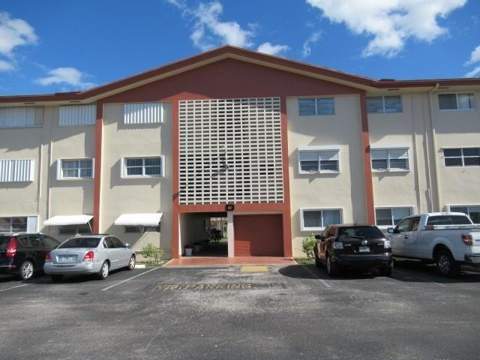 5300 Washington Street #D308, Hollywood FL - photo 9 of 34