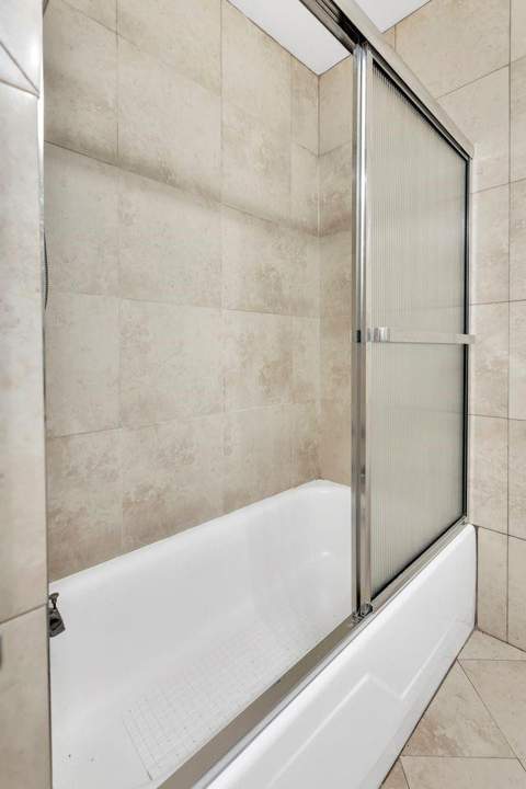 5300 Washington Street #D308, Hollywood FL - photo 16 of 34