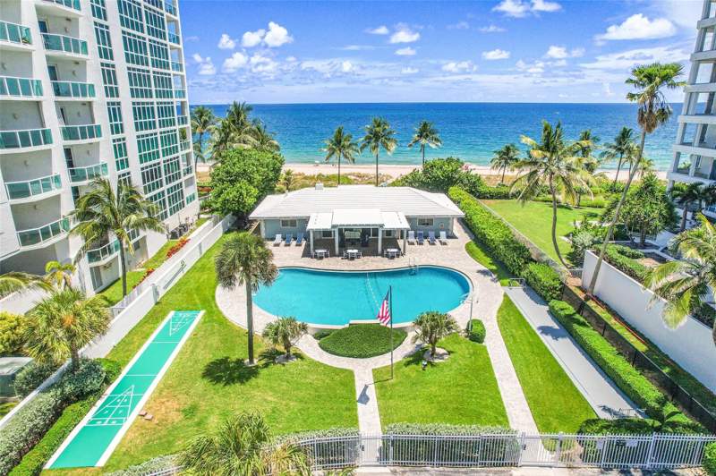 2 bedroom Single Family Residence at 1431 S Ocean Boulevard #74, Palm Club Co-Op, Pompano Beach — photo 3