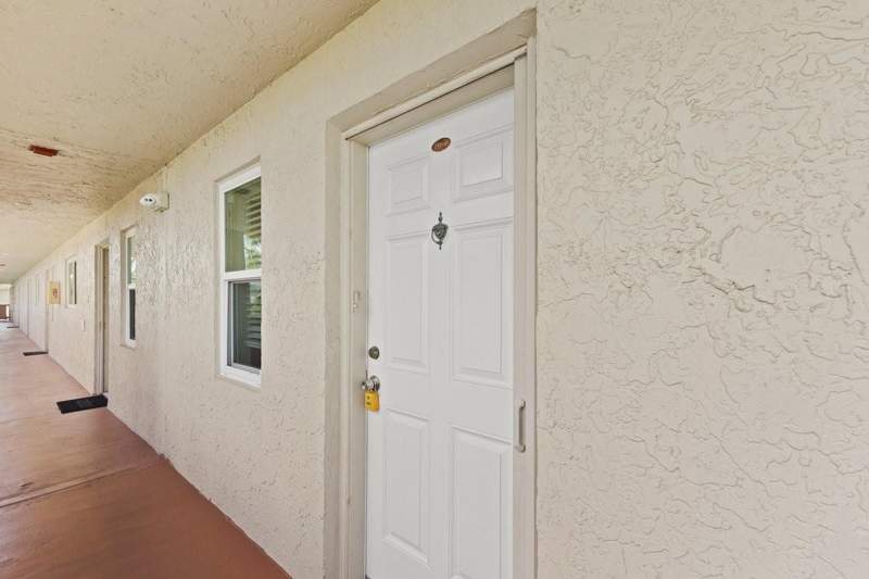 2 bedroom Condominium at 2106 S Cypress Bend Drive #506, Cypress Bend, Pompano Beach — photo 3