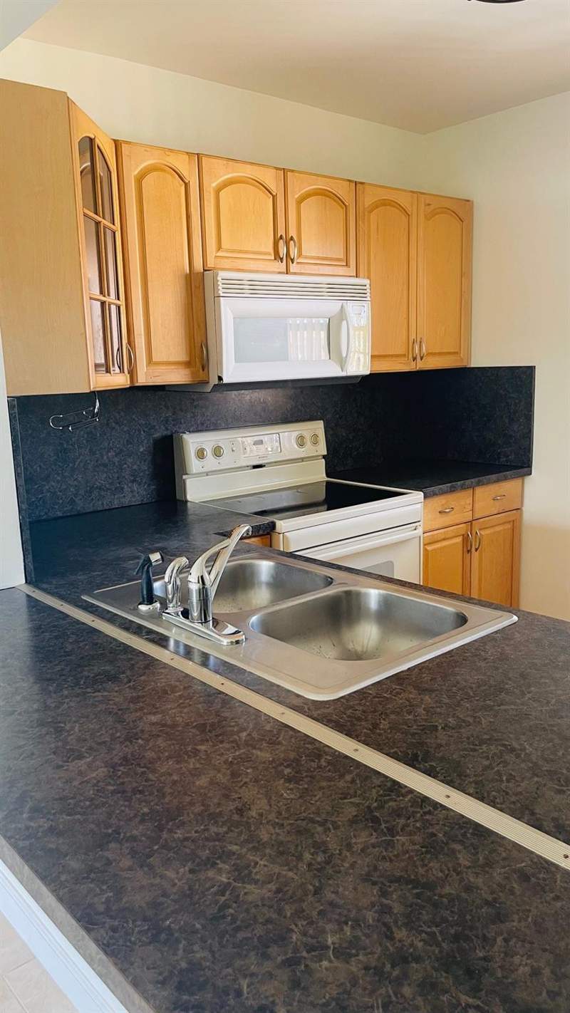 1 bedroom Condominium at 5111 W Oakland Park Boulevard #306, Jasmine, Lauderdale Lakes — photo 2