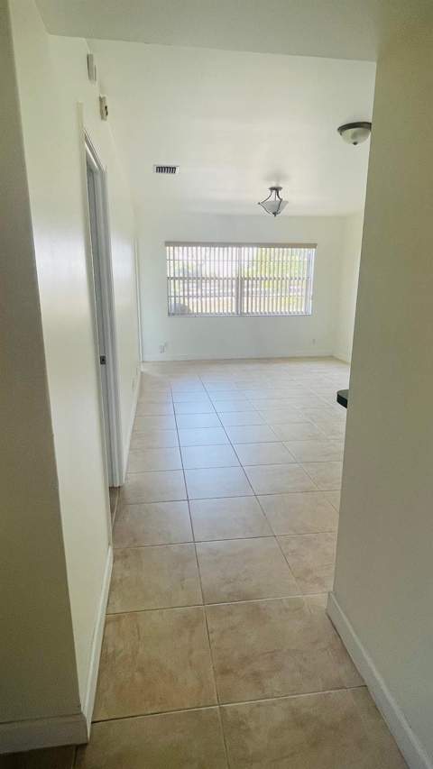 5111 W Oakland Park Boulevard #306, Lauderdale Lakes FL - photo 9 of 13