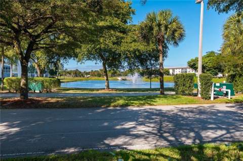 1601 Abaco Drive #D1, Coconut Creek FL - photo 16 of 25