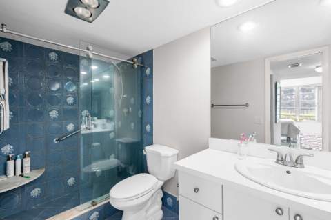 3800 Oaks Clubhouse Drive #110, Pompano Beach FL - photo 20 of 57