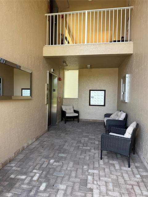 5914 Regal Glen Drive #205, Boynton Beach FL - photo 19 of 27