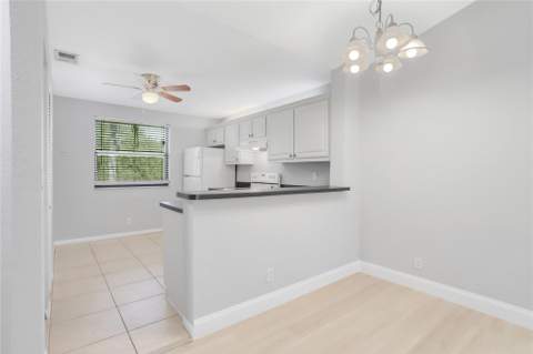 10131 W Sunrise Boulevard #306, Plantation FL - photo 9 of 25