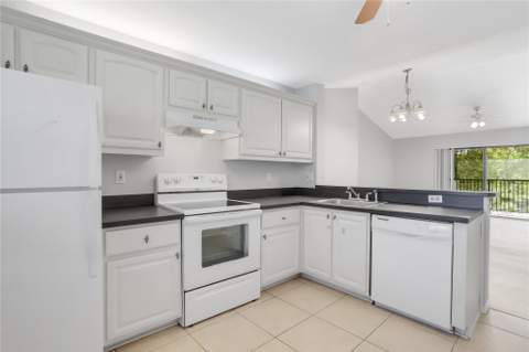 10131 W Sunrise Boulevard #306, Plantation FL - photo 11 of 25