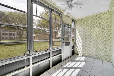 2901 Sunrise Lakes Drive #101, Sunrise FL - photo 17 of 35