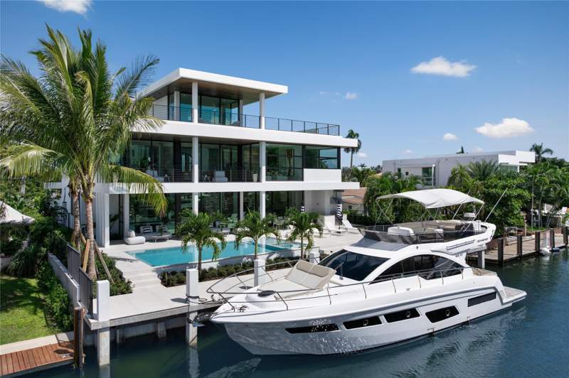 5 bedroom Single Family Residence at 1500 SE 14th Street, Lauderdale Harbors Sec A, Fort Lauderdale — photo 3