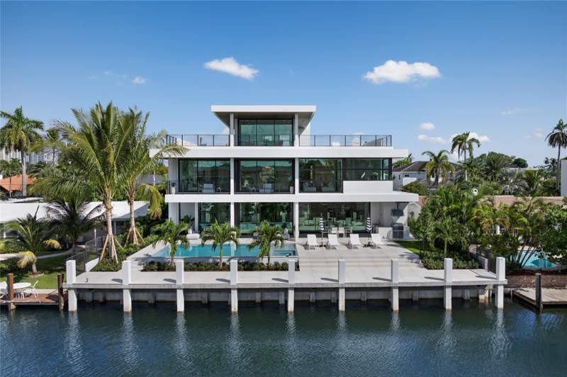 5 bedroom Single Family Residence at 1500 SE 14th Street, Lauderdale Harbors Sec A, Fort Lauderdale — photo 5
