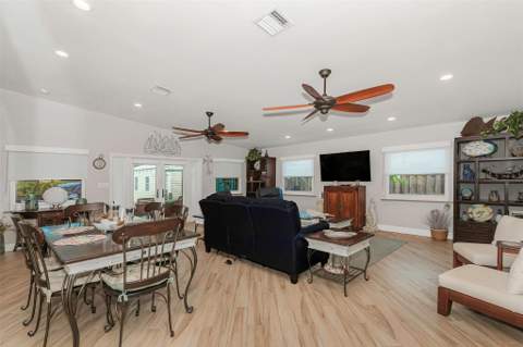 4717 SW 35th Avenue, Dania Beach FL - photo 18 of 36