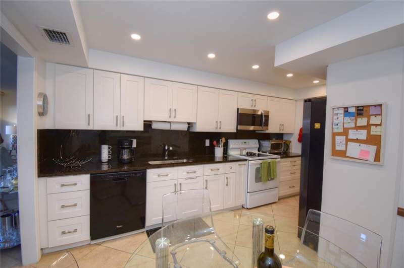 2 bedroom Condominium at 5100 N Ocean Boulevard #516, Sea Ranch Club A, Lauderdale-By-The-Sea — photo 5